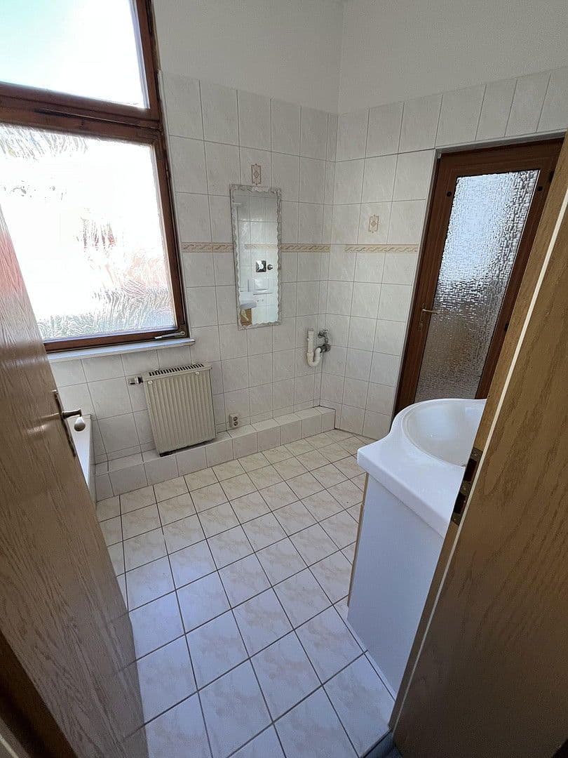 Pronájem bytu 2+1 57 m², Poststraße 40, Naumburg (Saale), Sasko-Anhaltsko Pronájem bytu 2+1 57 m², Poststraße 40, Naumburg (Saale), Sasko-Anhaltsko