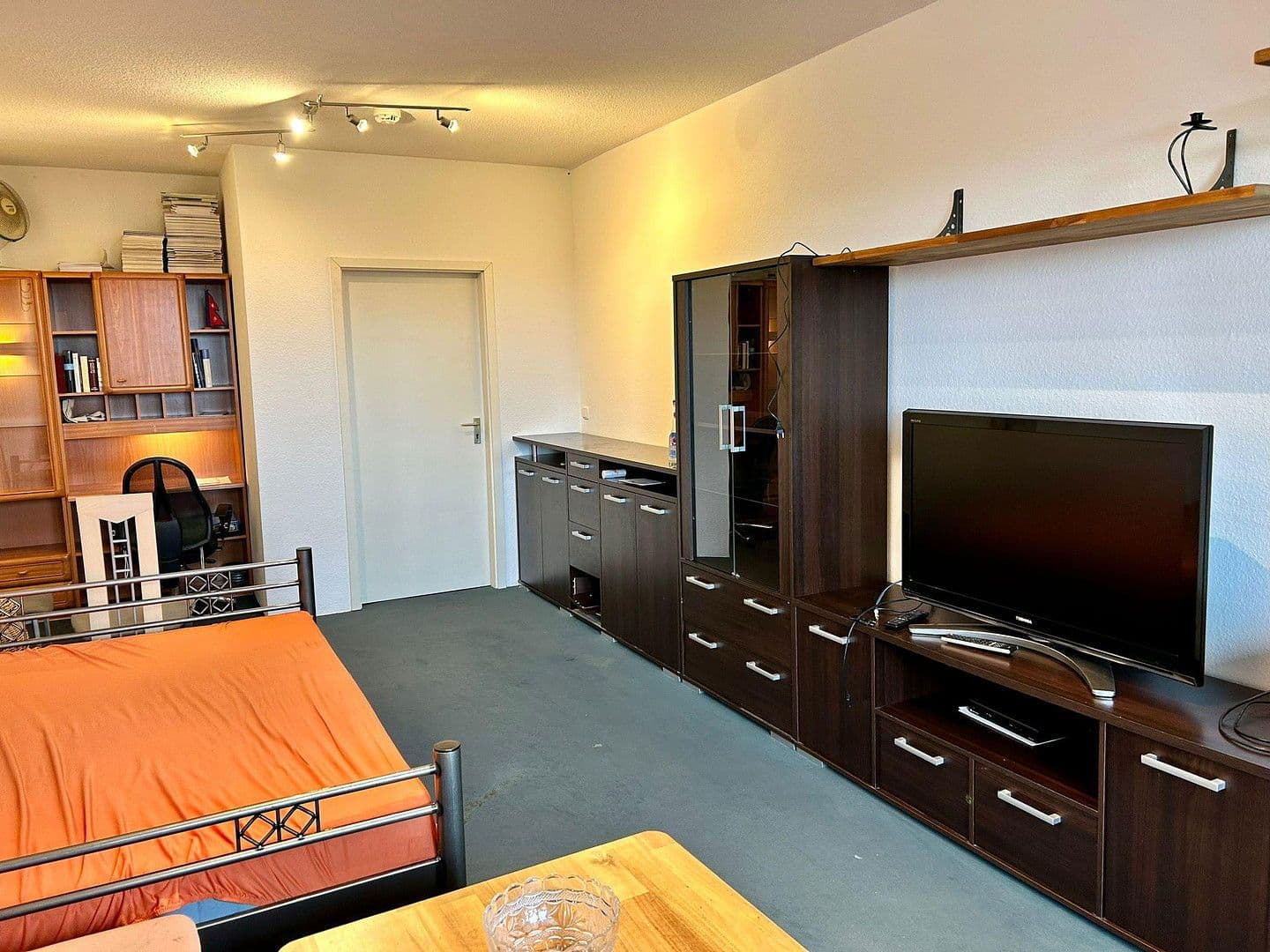 Prodej bytu 3+1 83 m², Hellersdorfer Straße, 111, Berlin, Berlín Prodej bytu 3+1 83 m², Hellersdorfer Straße, 111, Berlin, Berlín