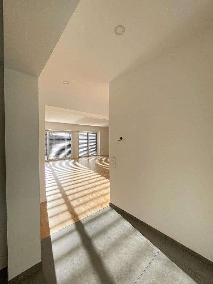 Pronájem bytu 4+kk 175 m², Koblenz, Porýní-Falc Pronájem bytu 4+kk 175 m², Koblenz, Porýní-Falc