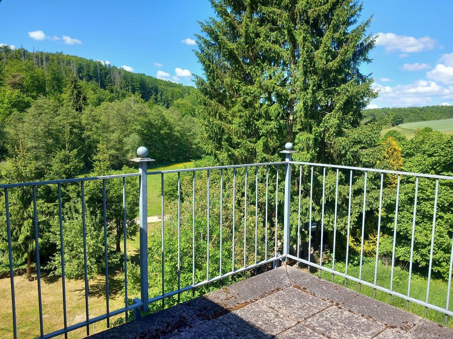 Prodej domu 152 m², pozemek 777 m², Bad Camberg, Hessen Prodej domu 152 m², pozemek 777 m², Bad Camberg, Hessen