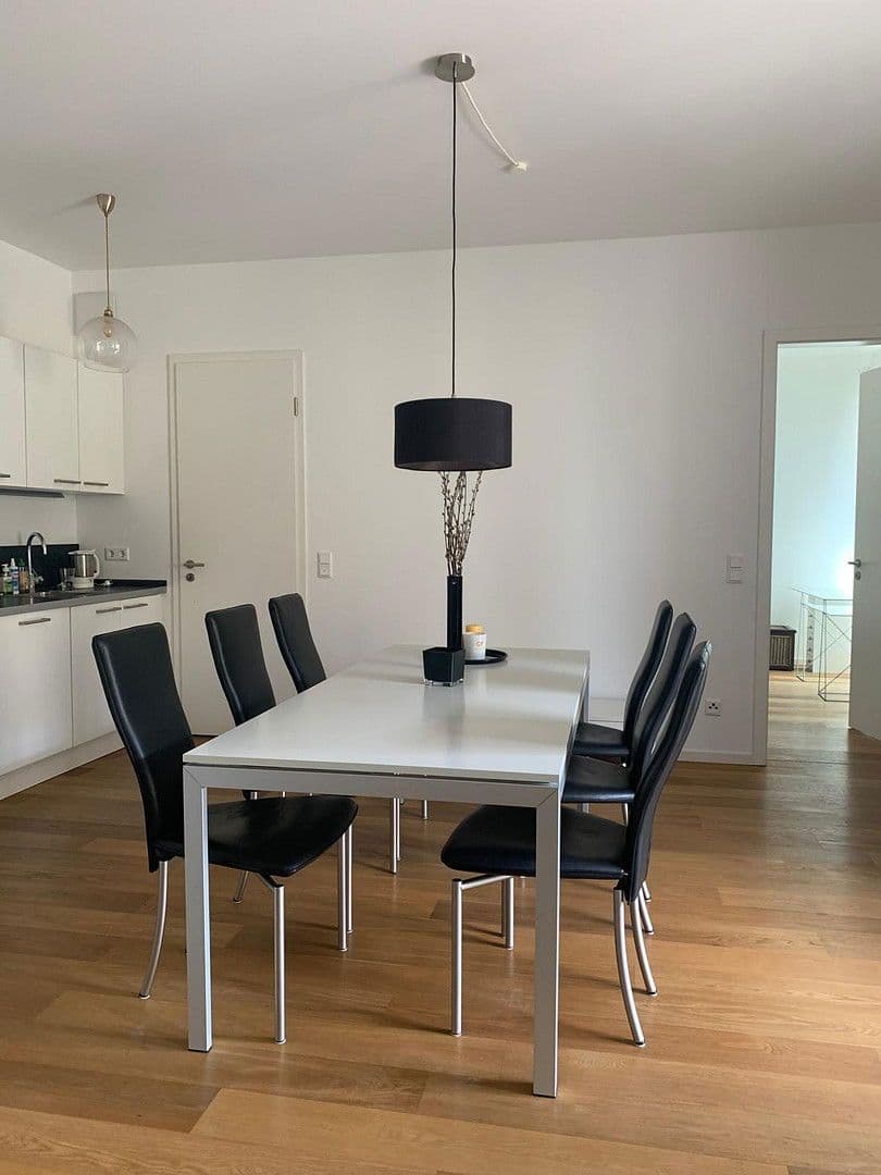 Pronájem bytu 3+1 77 m², Tieckstraße 22, Berlin, Berlín Pronájem bytu 3+1 77 m², Tieckstraße 22, Berlin, Berlín
