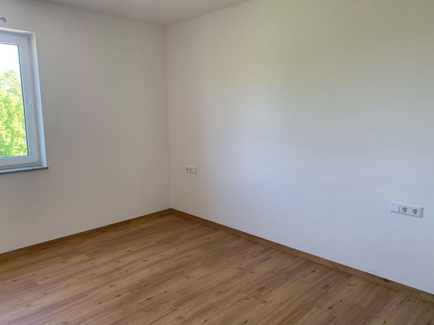 Pronájem bytu 4+kk 98 m², Lauchheim, Bádensko-Württembersko Pronájem bytu 4+kk 98 m², Lauchheim, Bádensko-Württembersko