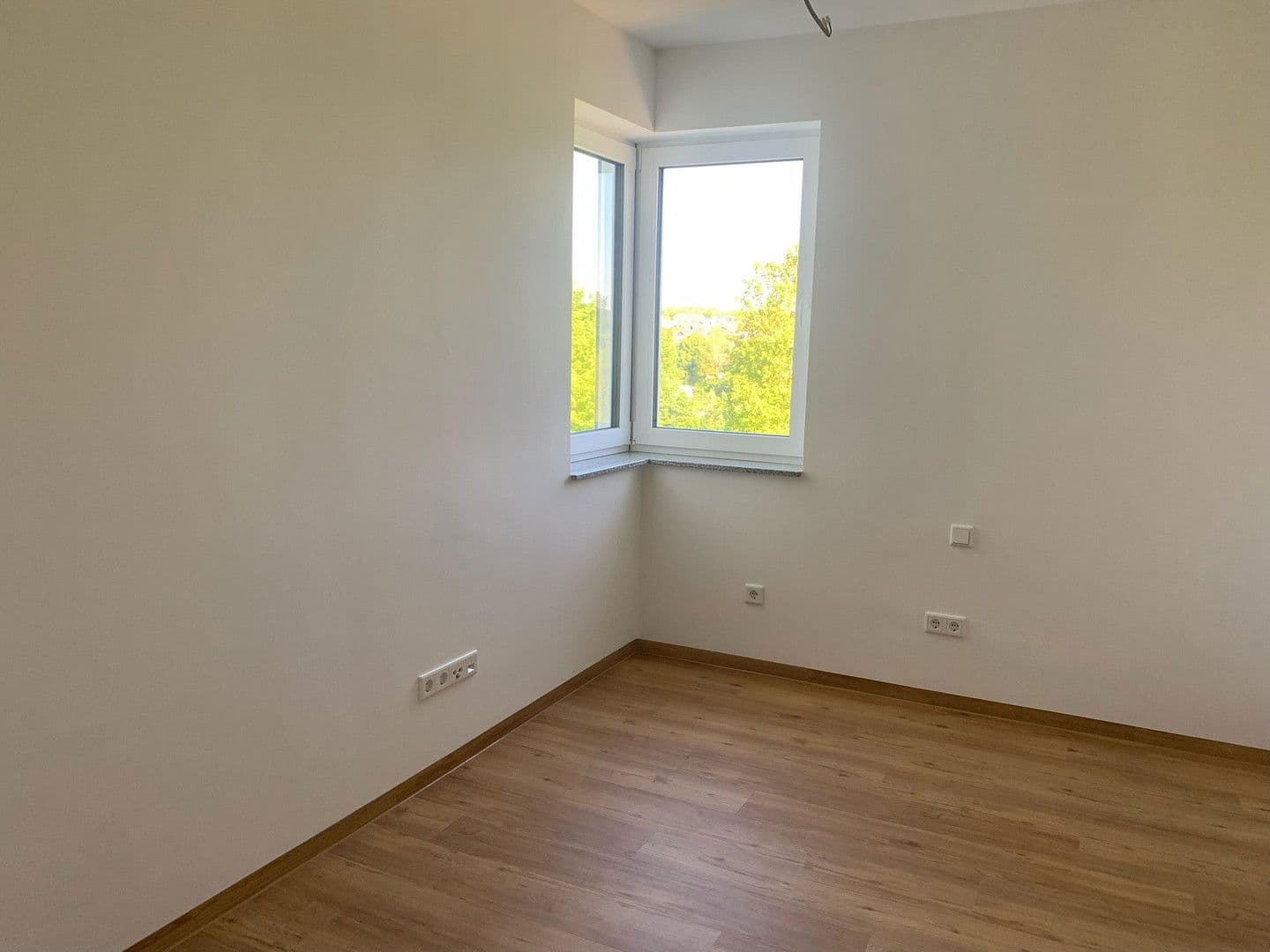 Pronájem bytu 4+kk 98 m², Lauchheim, Bádensko-Württembersko Pronájem bytu 4+kk 98 m², Lauchheim, Bádensko-Württembersko