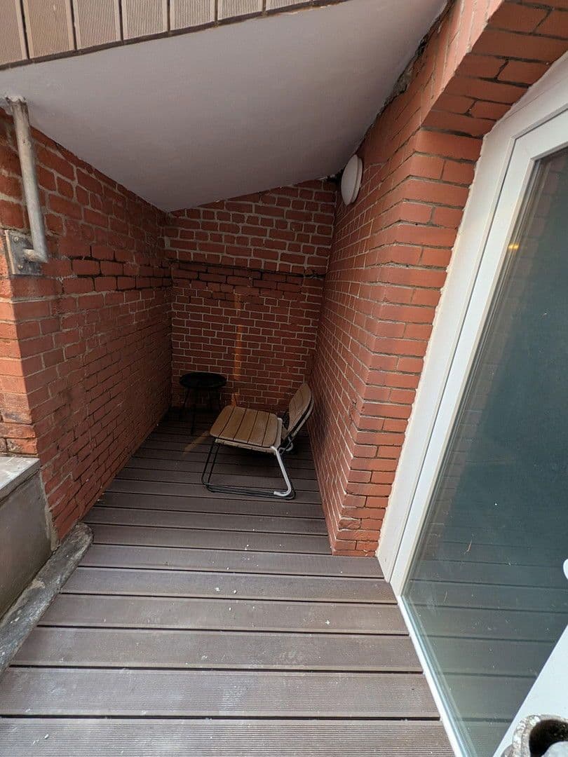 Pronájem bytu 2+1 44 m², Moritzstraße 68, Wiesbaden, Hessen Pronájem bytu 2+1 44 m², Moritzstraße 68, Wiesbaden, Hessen