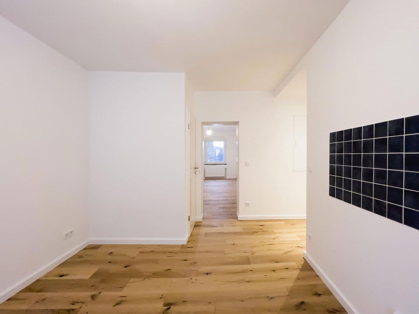 Prodej bytu 4+1 92 m², Gerichtstraße 7, Berlin, Berlín Prodej bytu 4+1 92 m², Gerichtstraße 7, Berlin, Berlín