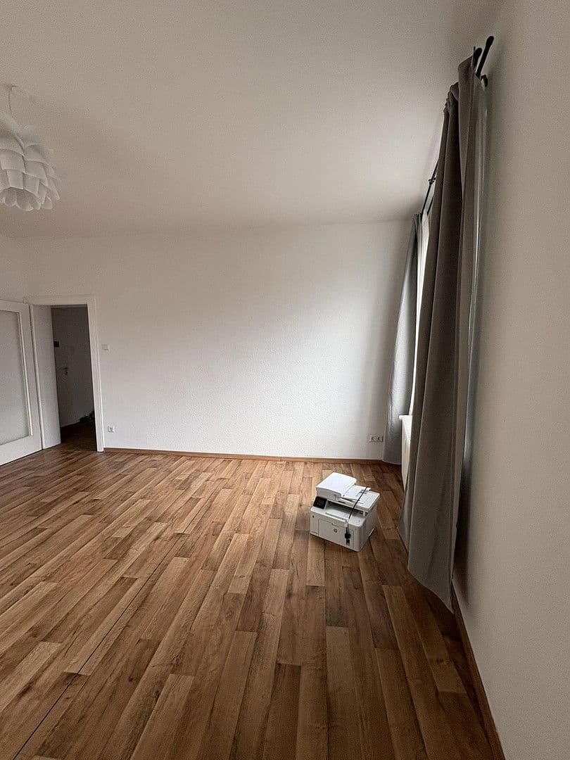 Pronájem bytu 3+1 65 m², Hannover, Dolní Sasko Pronájem bytu 3+1 65 m², Hannover, Dolní Sasko