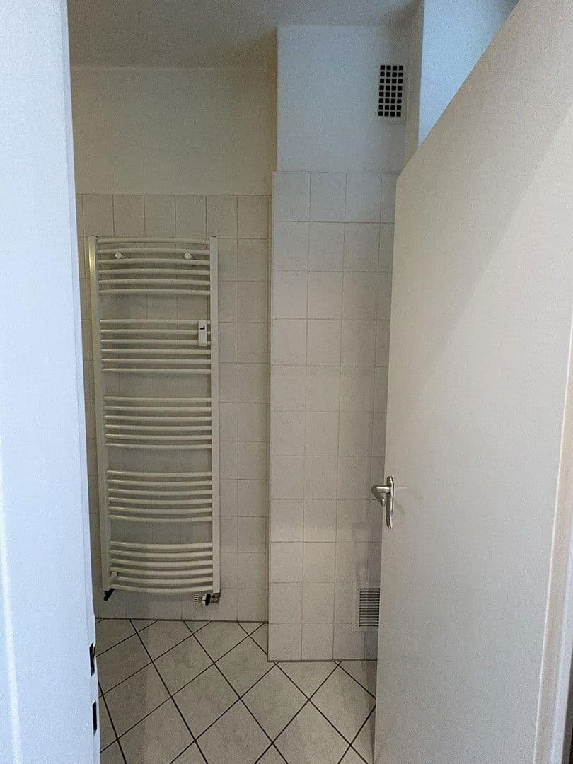 Pronájem bytu 3+1 65 m², Hannover, Dolní Sasko Pronájem bytu 3+1 65 m², Hannover, Dolní Sasko