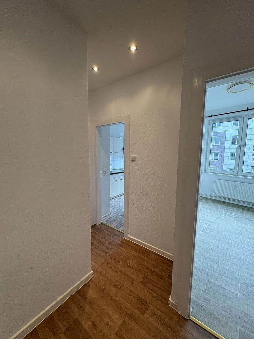 Pronájem bytu 3+1 65 m², Hannover, Dolní Sasko Pronájem bytu 3+1 65 m², Hannover, Dolní Sasko