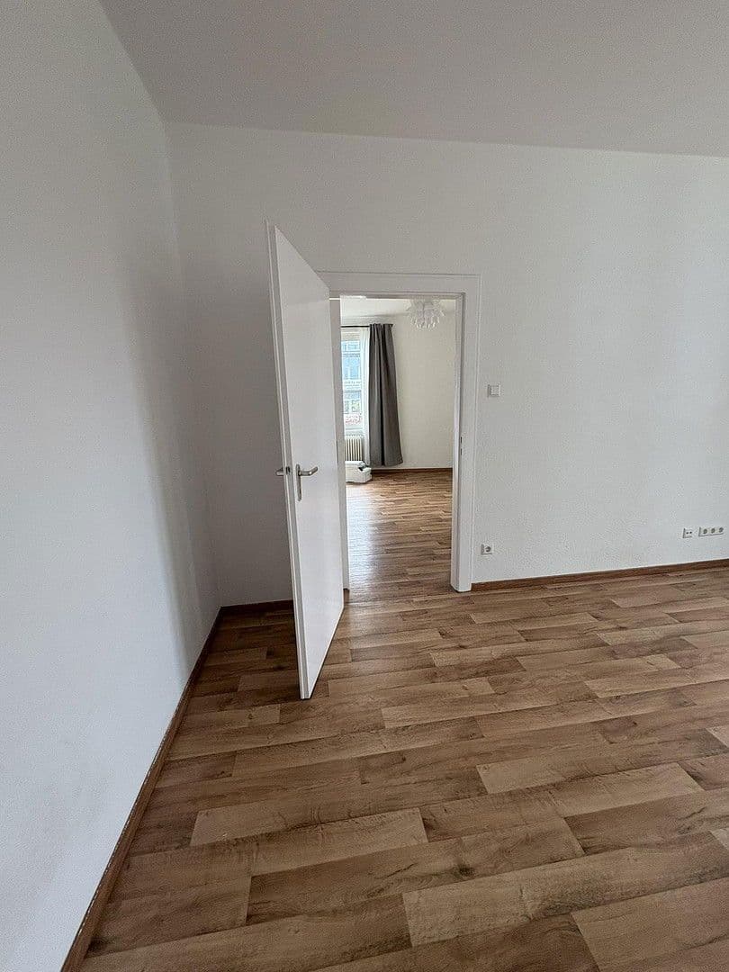 Pronájem bytu 3+1 65 m², Hannover, Dolní Sasko Pronájem bytu 3+1 65 m², Hannover, Dolní Sasko