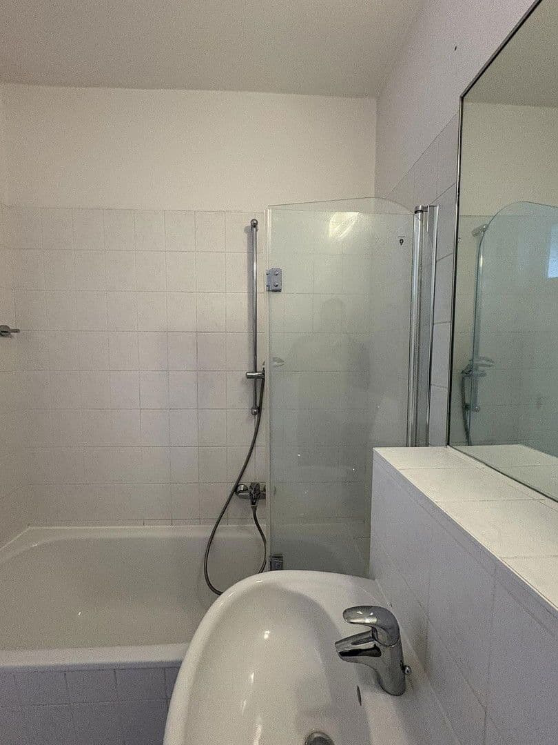 Pronájem bytu 3+1 65 m², Hannover, Dolní Sasko Pronájem bytu 3+1 65 m², Hannover, Dolní Sasko