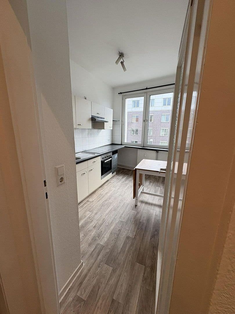 Pronájem bytu 3+1 65 m², Hannover, Dolní Sasko Pronájem bytu 3+1 65 m², Hannover, Dolní Sasko