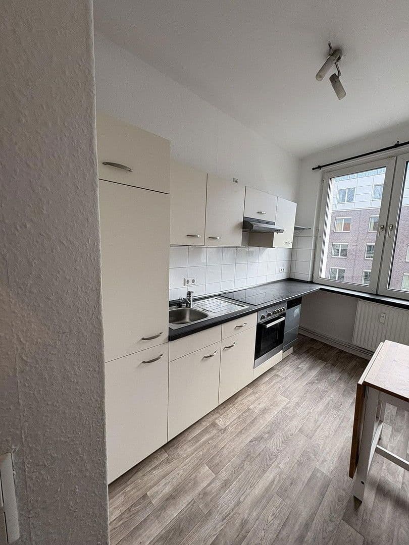 Pronájem bytu 3+1 65 m², Hannover, Dolní Sasko Pronájem bytu 3+1 65 m², Hannover, Dolní Sasko