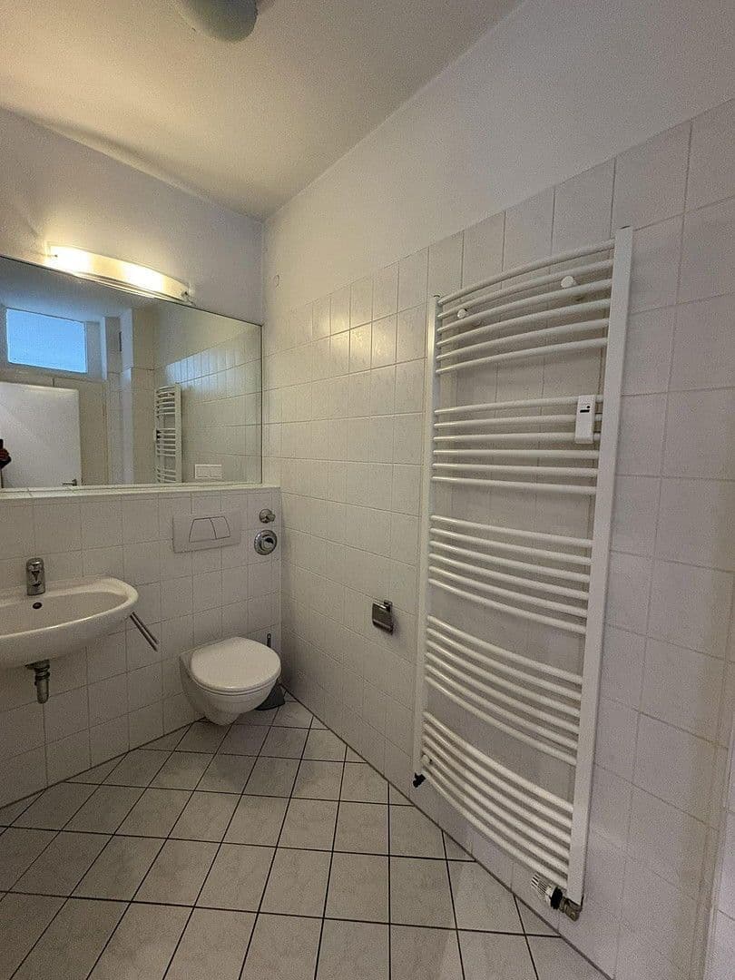 Pronájem bytu 3+1 65 m², Hannover, Dolní Sasko Pronájem bytu 3+1 65 m², Hannover, Dolní Sasko