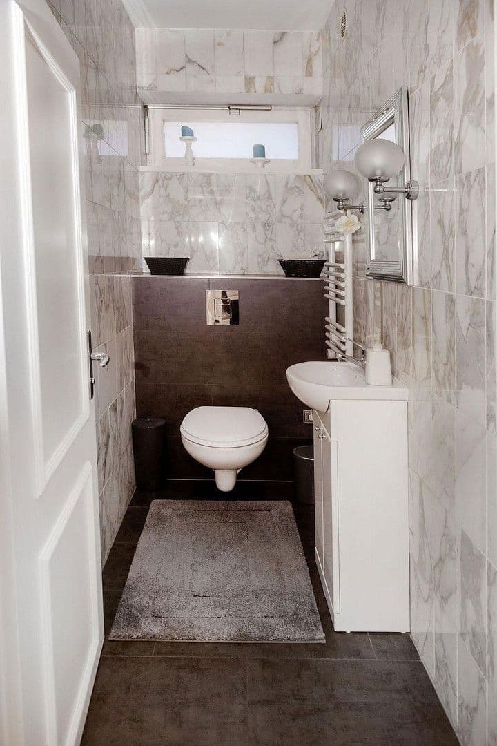 Prodej bytu 2+1 75 m², Weinheimer Str. 8, Berlin, Berlín Prodej bytu 2+1 75 m², Weinheimer Str. 8, Berlin, Berlín