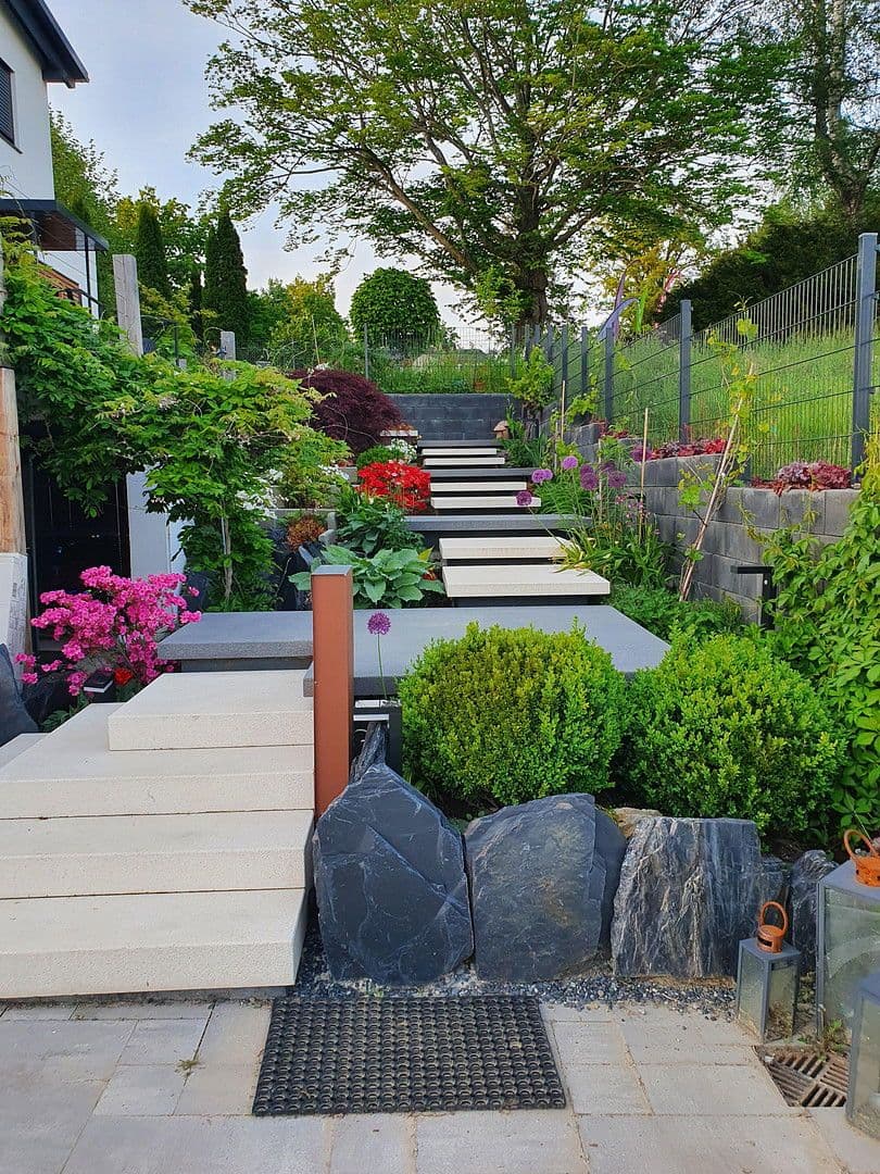 Prodej domu 249 m², pozemek 1.100 m², Taufkirchen, Bavorsko Prodej domu 249 m², pozemek 1.100 m², Taufkirchen, Bavorsko