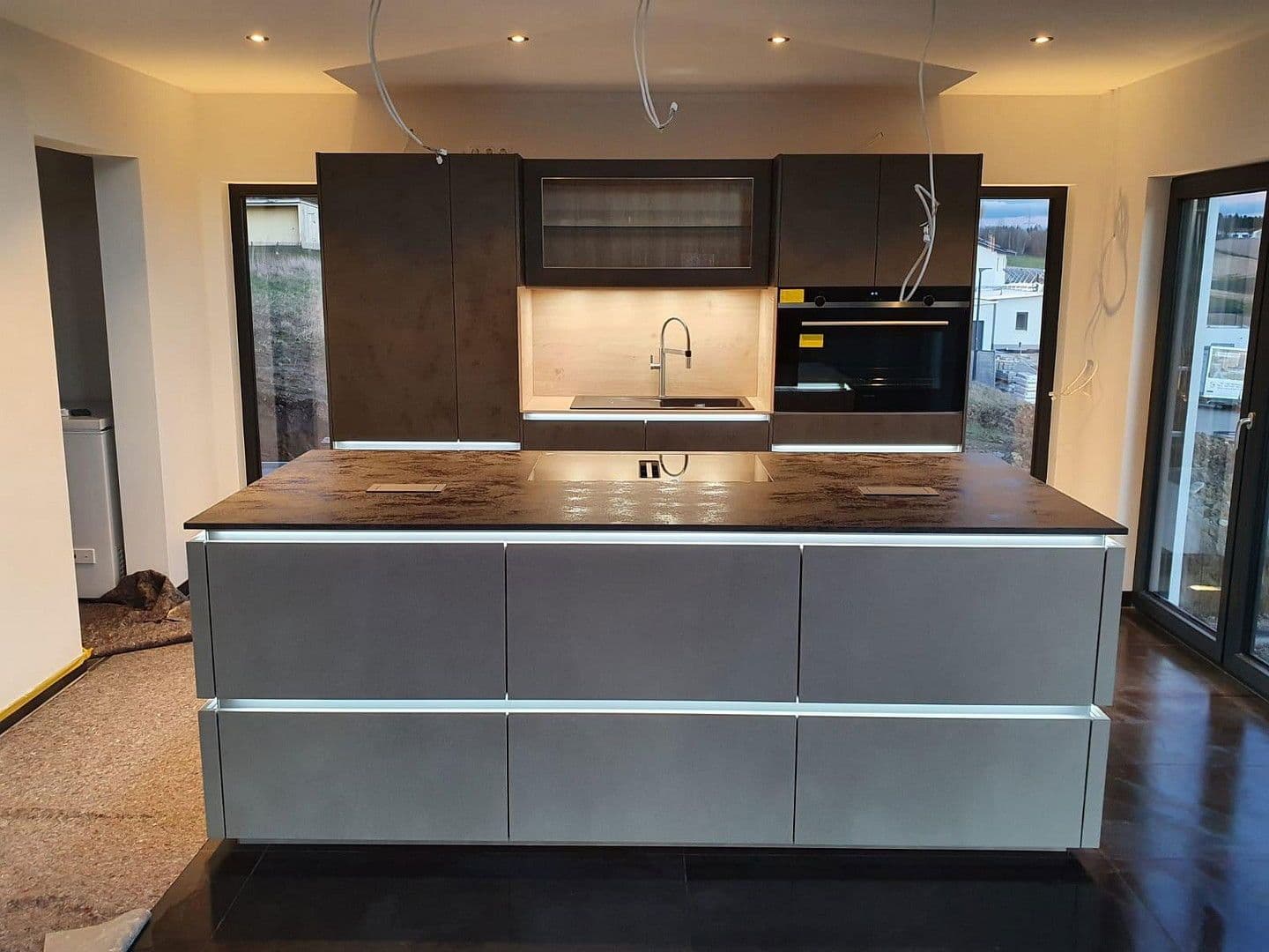 Prodej domu 249 m², pozemek 1.100 m², Taufkirchen, Bavorsko Prodej domu 249 m², pozemek 1.100 m², Taufkirchen, Bavorsko