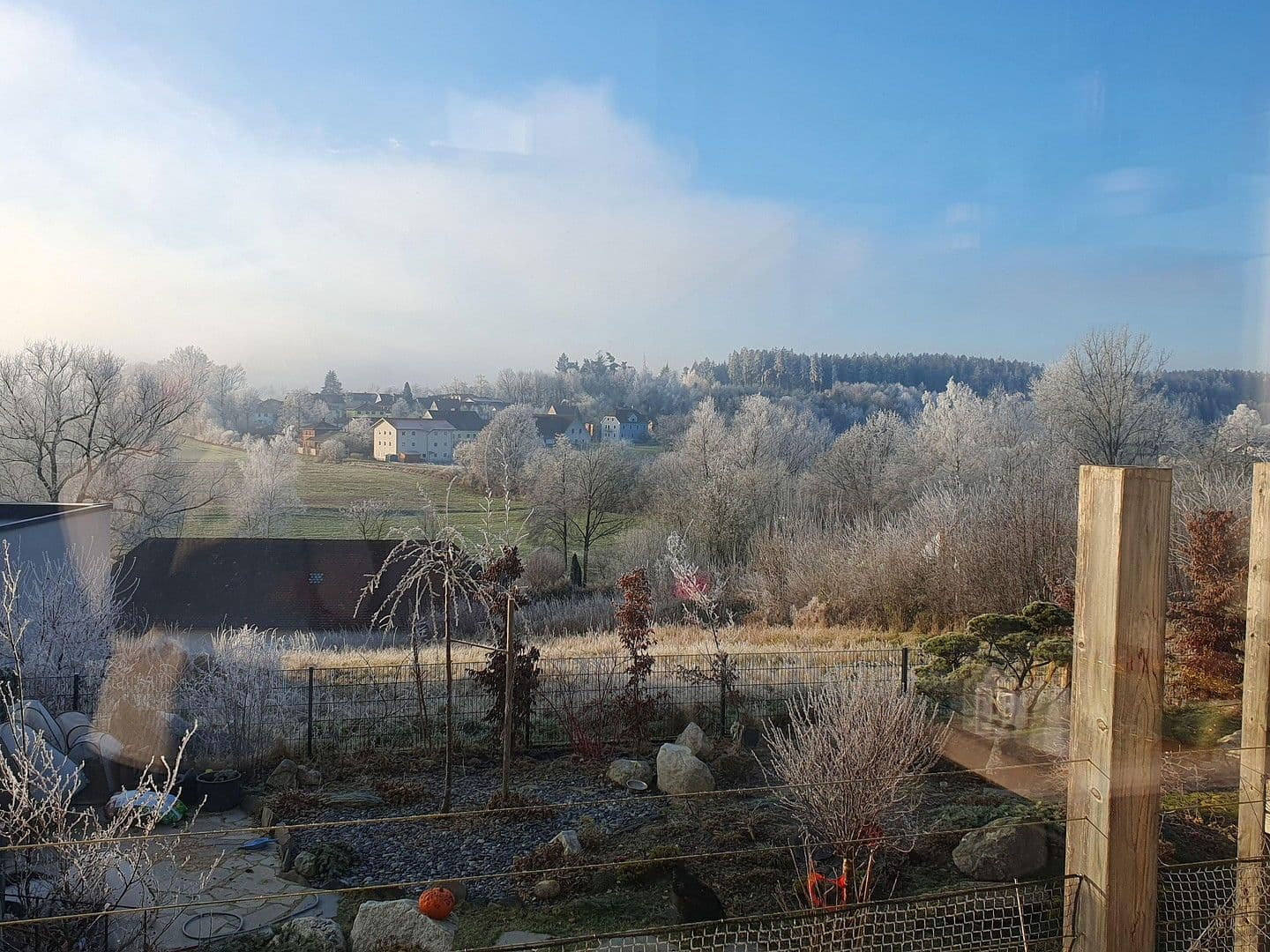 Prodej domu 249 m², pozemek 1.100 m², Taufkirchen, Bavorsko Prodej domu 249 m², pozemek 1.100 m², Taufkirchen, Bavorsko