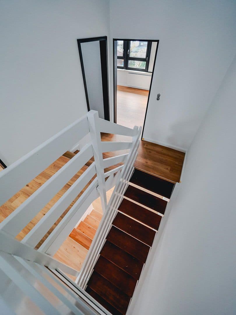 Prodej domu 105 m², pozemek 140 m², Delmenhorst, Dolní Sasko Prodej domu 105 m², pozemek 140 m², Delmenhorst, Dolní Sasko