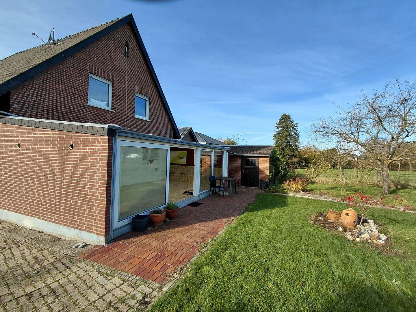 Prodej domu 117 m², pozemek 980 m², Ratheimer Straße 73, Wassenberg, Severní Porýní-Vestfálsko Prodej domu 117 m², pozemek 980 m², Ratheimer Straße 73, Wassenberg, Severní Porýní-Vestfálsko