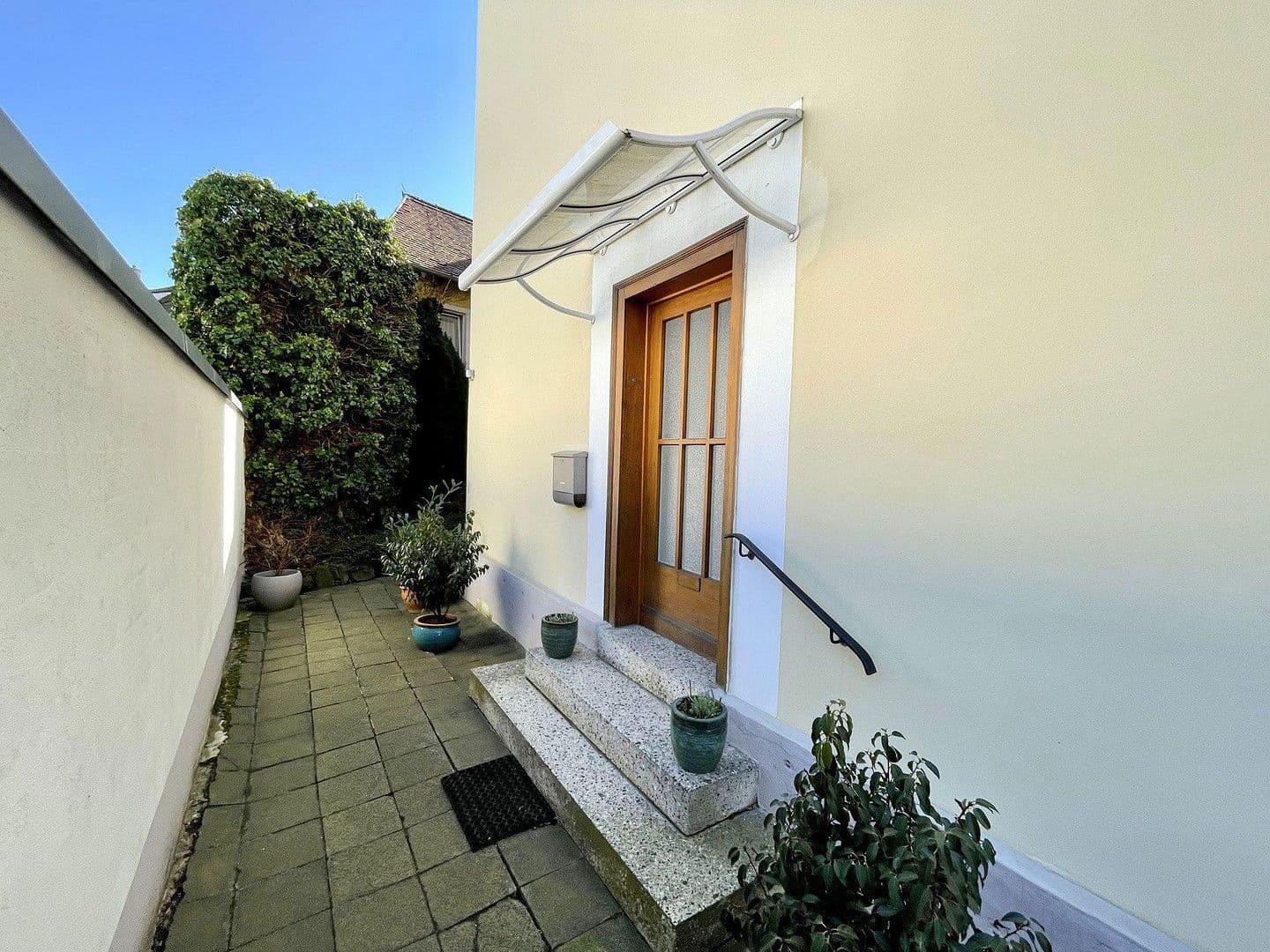 Prodej domu 340 m², pozemek 405 m², Ziegenhainer Straße 3, Homberg (Efze), Hessen Prodej domu 340 m², pozemek 405 m², Ziegenhainer Straße 3, Homberg (Efze), Hessen