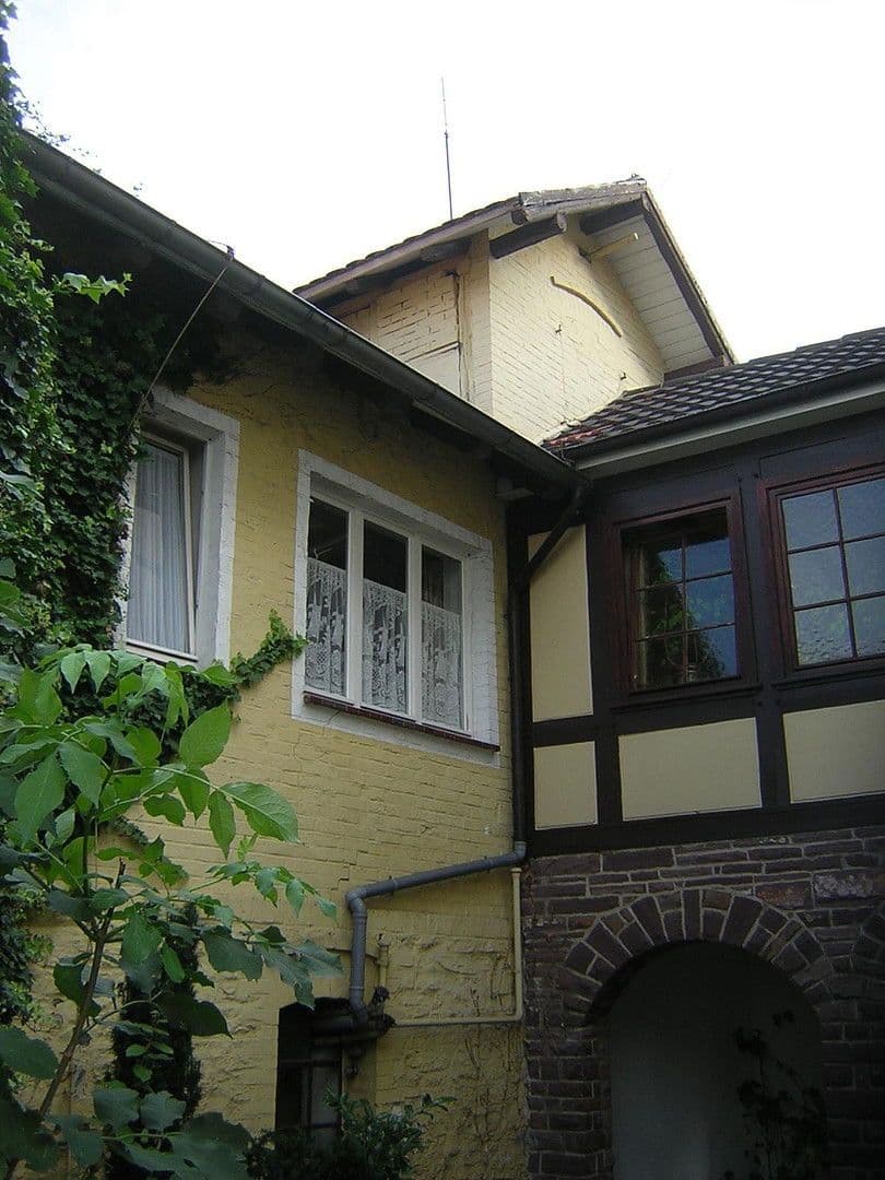 Prodej domu 340 m², pozemek 405 m², Ziegenhainer Straße 3, Homberg (Efze), Hessen Prodej domu 340 m², pozemek 405 m², Ziegenhainer Straße 3, Homberg (Efze), Hessen