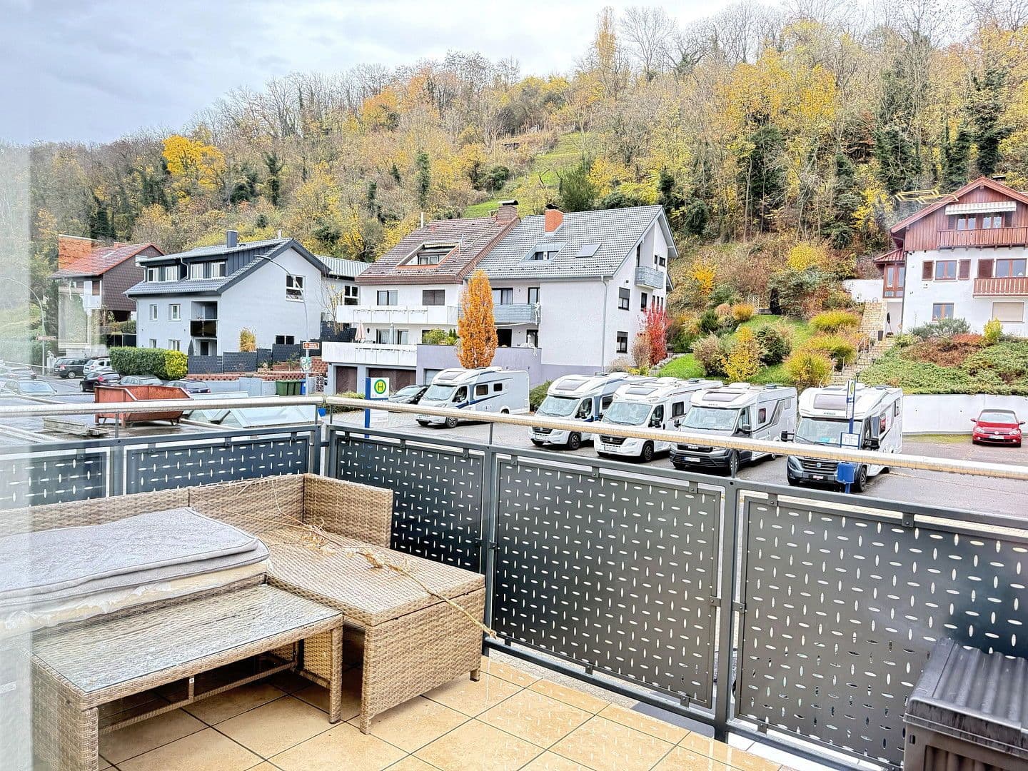 Pronájem bytu 3+1 65 m², Landstraße 61, Hemsbach, Bádensko-Württembersko Pronájem bytu 3+1 65 m², Landstraße 61, Hemsbach, Bádensko-Württembersko