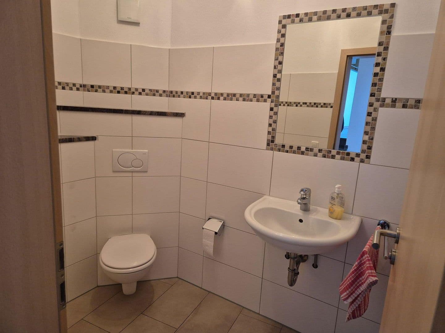 Pronájem kanceláře 150 m², Schwindegg, Bavorsko Pronájem kanceláře 150 m², Schwindegg, Bavorsko