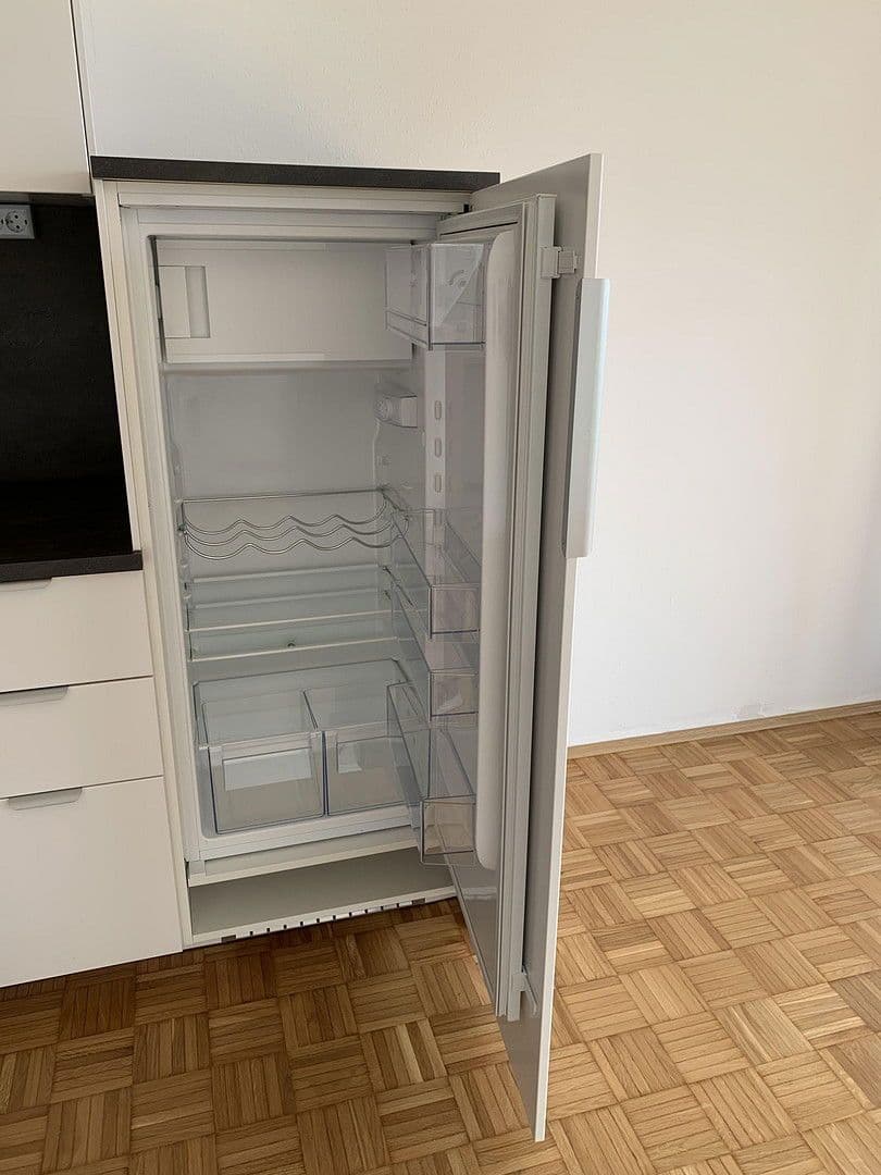 Pronájem bytu 1+1 34 m², Riesenfeldstrasse, München, Bavorsko Pronájem bytu 1+1 34 m², Riesenfeldstrasse, München, Bavorsko