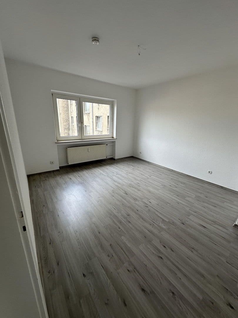 Pronájem bytu 1+1 60 m², Bochumer Straße 53, Recklinghausen, Severní Porýní-Vestfálsko Pronájem bytu 1+1 60 m², Bochumer Straße 53, Recklinghausen, Severní Porýní-Vestfálsko