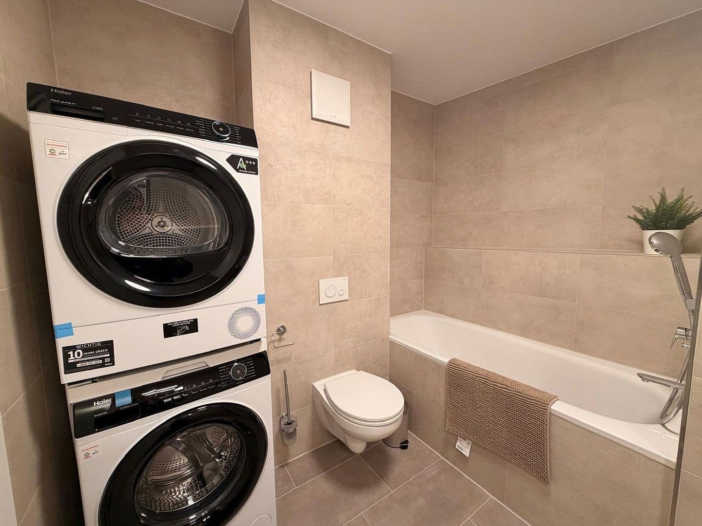 Pronájem bytu 2+1 56 m², Mathildenstraße 60, Offenbach am Main, Hessen Pronájem bytu 2+1 56 m², Mathildenstraße 60, Offenbach am Main, Hessen