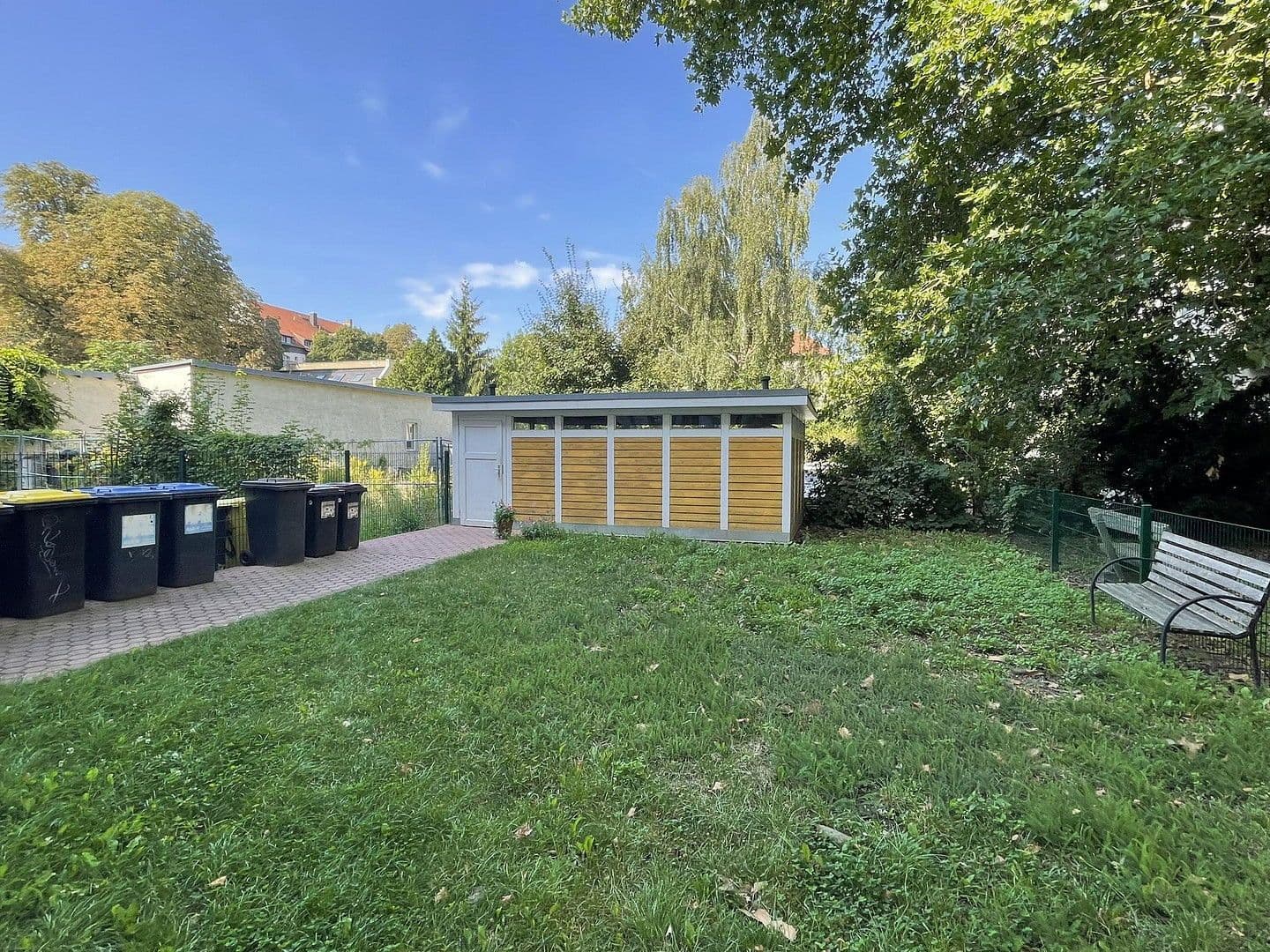 Prodej bytu 3+1 73 m², Lösniger Strasse 42, Leipzig, Sasko Prodej bytu 3+1 73 m², Lösniger Strasse 42, Leipzig, Sasko