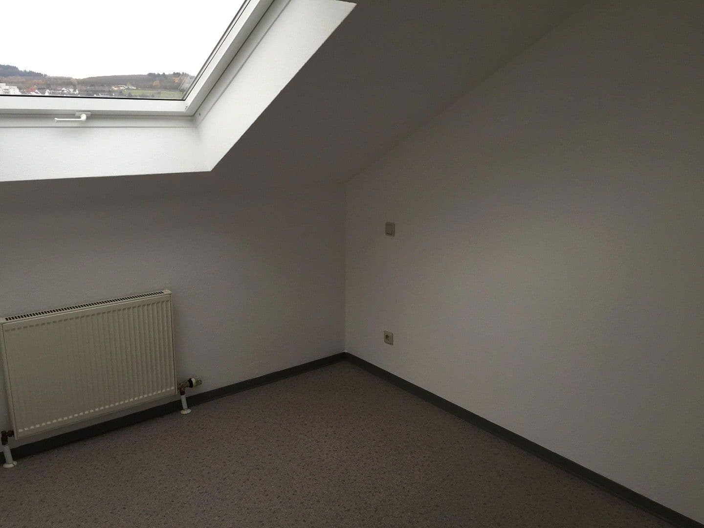 Prodej bytu 2+1 45 m², Wilhelm Leuschner Str., Neu-Anspach, Hessen Prodej bytu 2+1 45 m², Wilhelm Leuschner Str., Neu-Anspach, Hessen