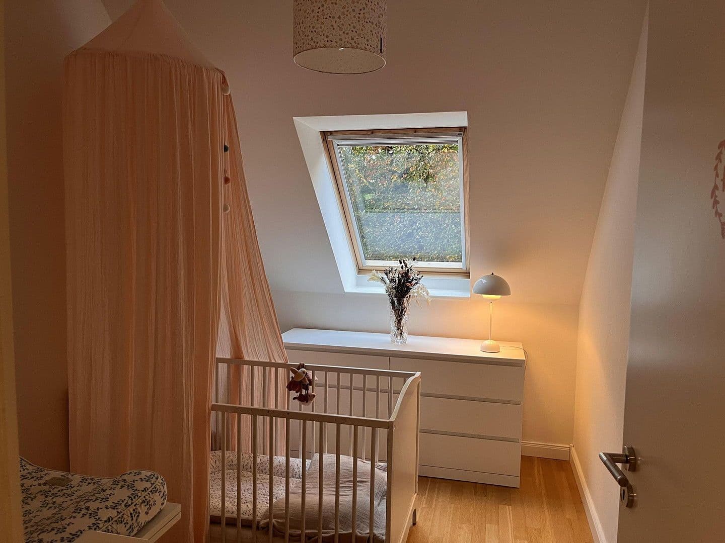 Prodej bytu 4+1 112 m², Hamburg, Hamburg Prodej bytu 4+1 112 m², Hamburg, Hamburg