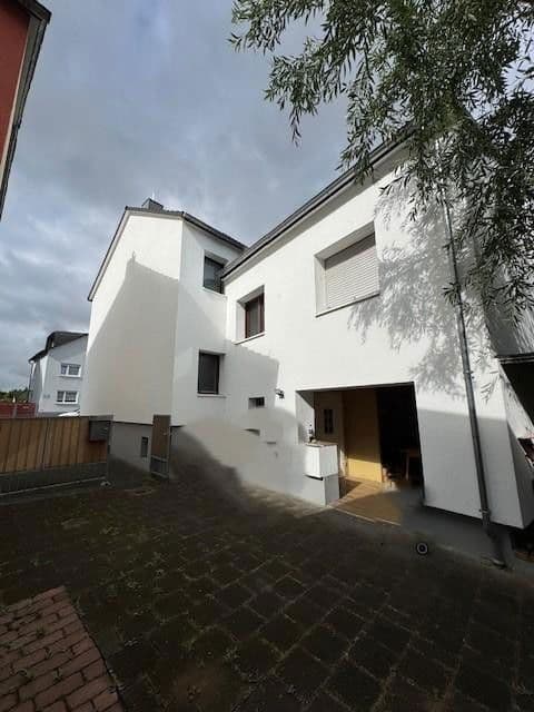 Prodej domu 186 m², pozemek 355 m², Seligenstädter Str. 56, Seligenstadt, Hessen Prodej domu 186 m², pozemek 355 m², Seligenstädter Str. 56, Seligenstadt, Hessen