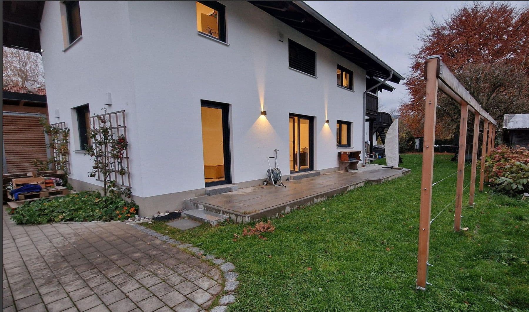 Pronájem bytu 3+1 86 m², Rohrdorf, Bavorsko Pronájem bytu 3+1 86 m², Rohrdorf, Bavorsko