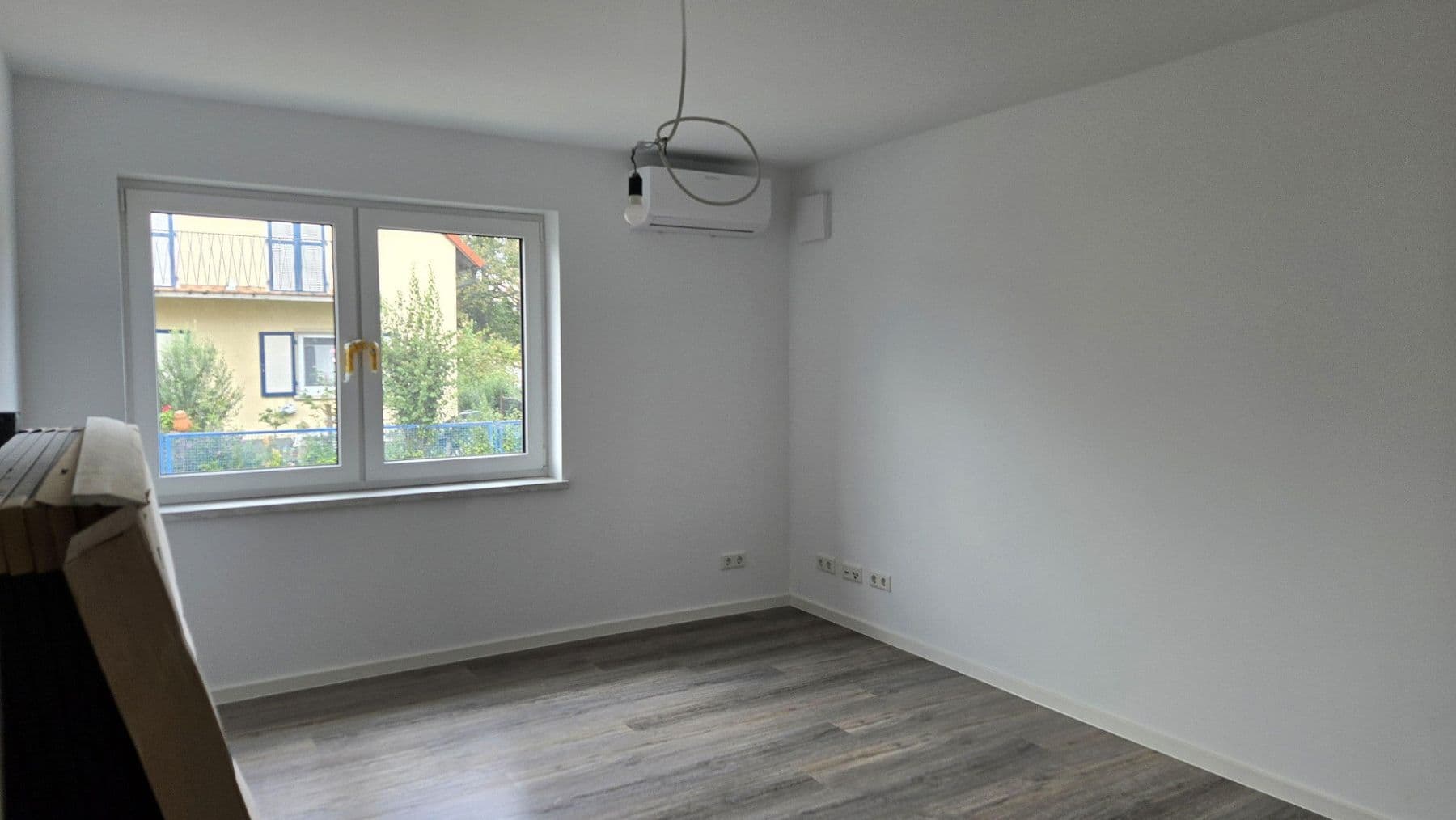 Pronájem domu 80 m², pozemek 370 m², Römerberg, Porýní-Falc Pronájem domu 80 m², pozemek 370 m², Römerberg, Porýní-Falc