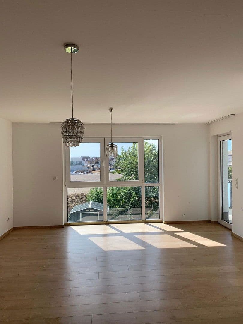 Prodej bytu 2+1 58 m², Frodshamstraße 1, Kelsterbach, Hessen Prodej bytu 2+1 58 m², Frodshamstraße 1, Kelsterbach, Hessen