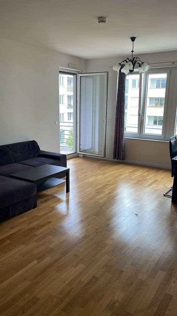 Pronájem bytu 2+1 66 m², Schütznestr. 53, Berlin, Berlín Pronájem bytu 2+1 66 m², Schütznestr. 53, Berlin, Berlín