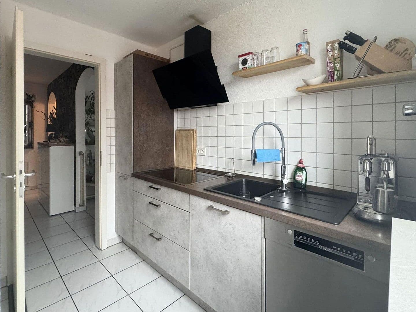 Prodej domu 400 m², pozemek 259 m², Langen, Hessen Prodej domu 400 m², pozemek 259 m², Langen, Hessen