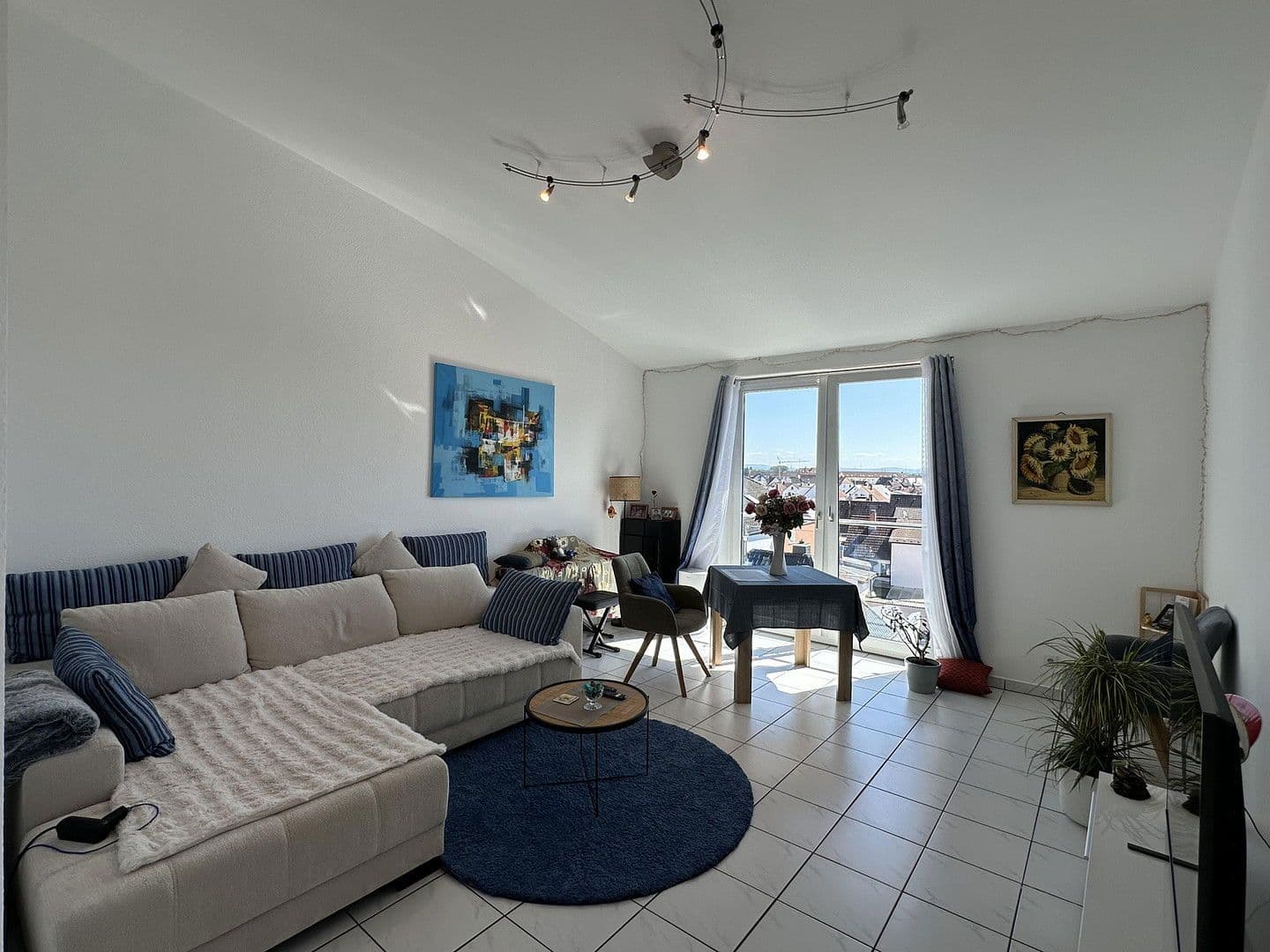 Prodej domu 400 m², pozemek 259 m², Langen, Hessen Prodej domu 400 m², pozemek 259 m², Langen, Hessen