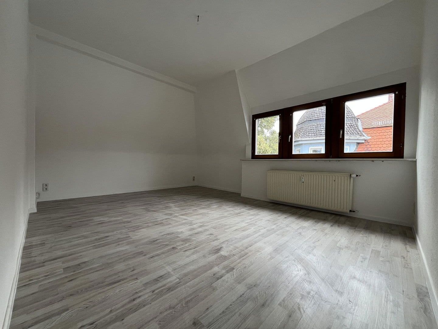 Pronájem bytu 3+1 79 m², Thomas-Mann-Straße 13, Cvikov, Sasko Pronájem bytu 3+1 79 m², Thomas-Mann-Straße 13, Cvikov, Sasko