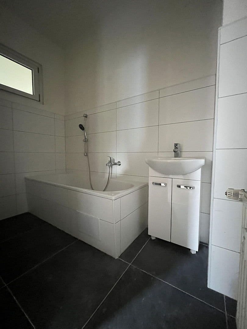 Pronájem bytu 3+1 79 m², Thomas-Mann-Straße 13, Cvikov, Sasko Pronájem bytu 3+1 79 m², Thomas-Mann-Straße 13, Cvikov, Sasko