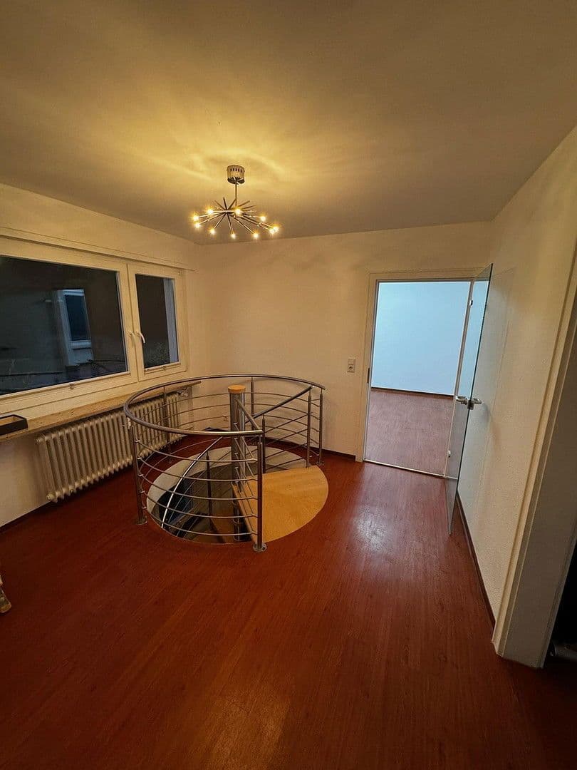 Prodej bytu 3+kk 95 m², Friedenstraße 22, Kehl, Bádensko-Württembersko Prodej bytu 3+kk 95 m², Friedenstraße 22, Kehl, Bádensko-Württembersko