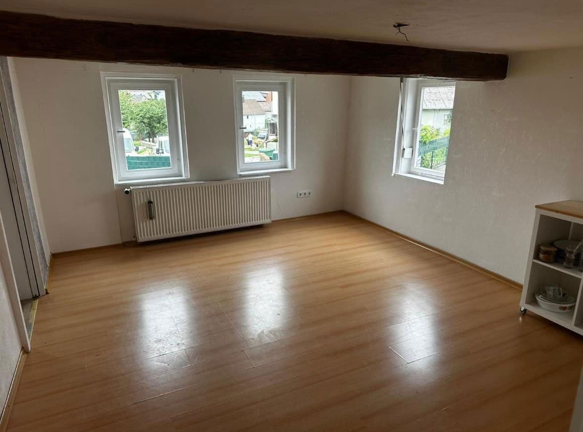 Prodej domu 136 m², pozemek 184 m², Ebsdorfergrund, Hessen Prodej domu 136 m², pozemek 184 m², Ebsdorfergrund, Hessen