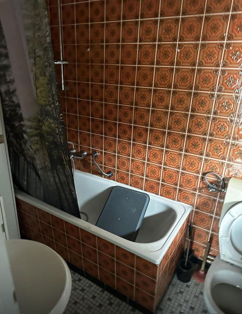 Prodej domu 136 m², pozemek 184 m², Ebsdorfergrund, Hessen Prodej domu 136 m², pozemek 184 m², Ebsdorfergrund, Hessen