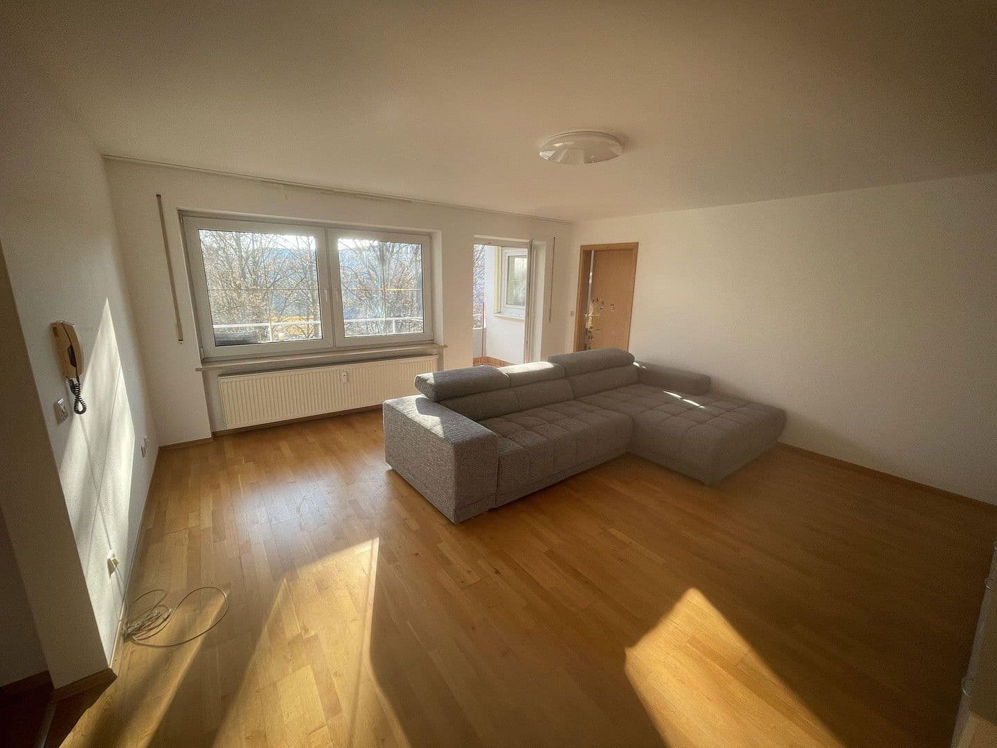 Pronájem bytu 4+1 96 m², Wolfgang-Höfer-Str., Ingolstadt, Bavorsko Pronájem bytu 4+1 96 m², Wolfgang-Höfer-Str., Ingolstadt, Bavorsko