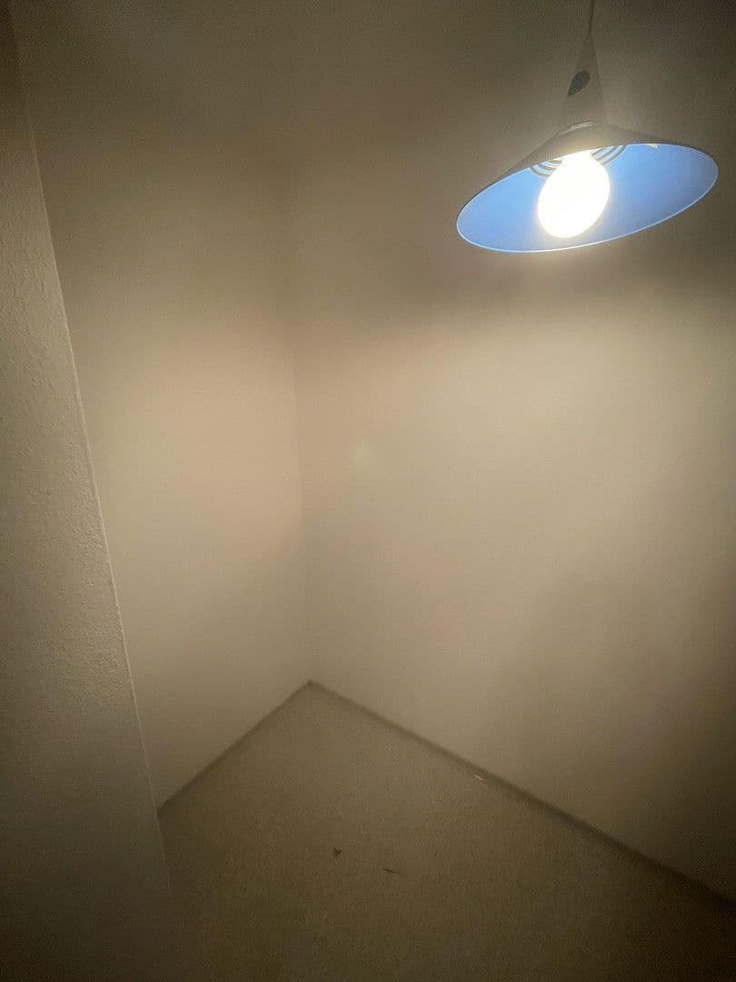 Pronájem bytu 4+1 96 m², Wolfgang-Höfer-Str., Ingolstadt, Bavorsko Pronájem bytu 4+1 96 m², Wolfgang-Höfer-Str., Ingolstadt, Bavorsko