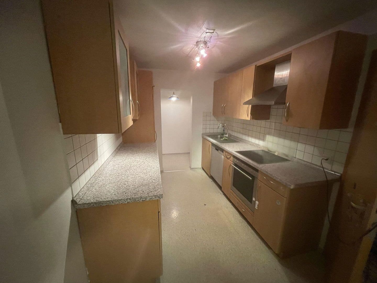 Pronájem bytu 4+1 96 m², Wolfgang-Höfer-Str., Ingolstadt, Bavorsko Pronájem bytu 4+1 96 m², Wolfgang-Höfer-Str., Ingolstadt, Bavorsko