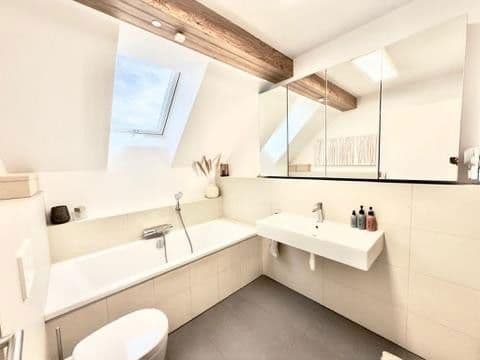 Pronájem bytu 4+kk 124 m², Hamburg, Hamburg Pronájem bytu 4+kk 124 m², Hamburg, Hamburg