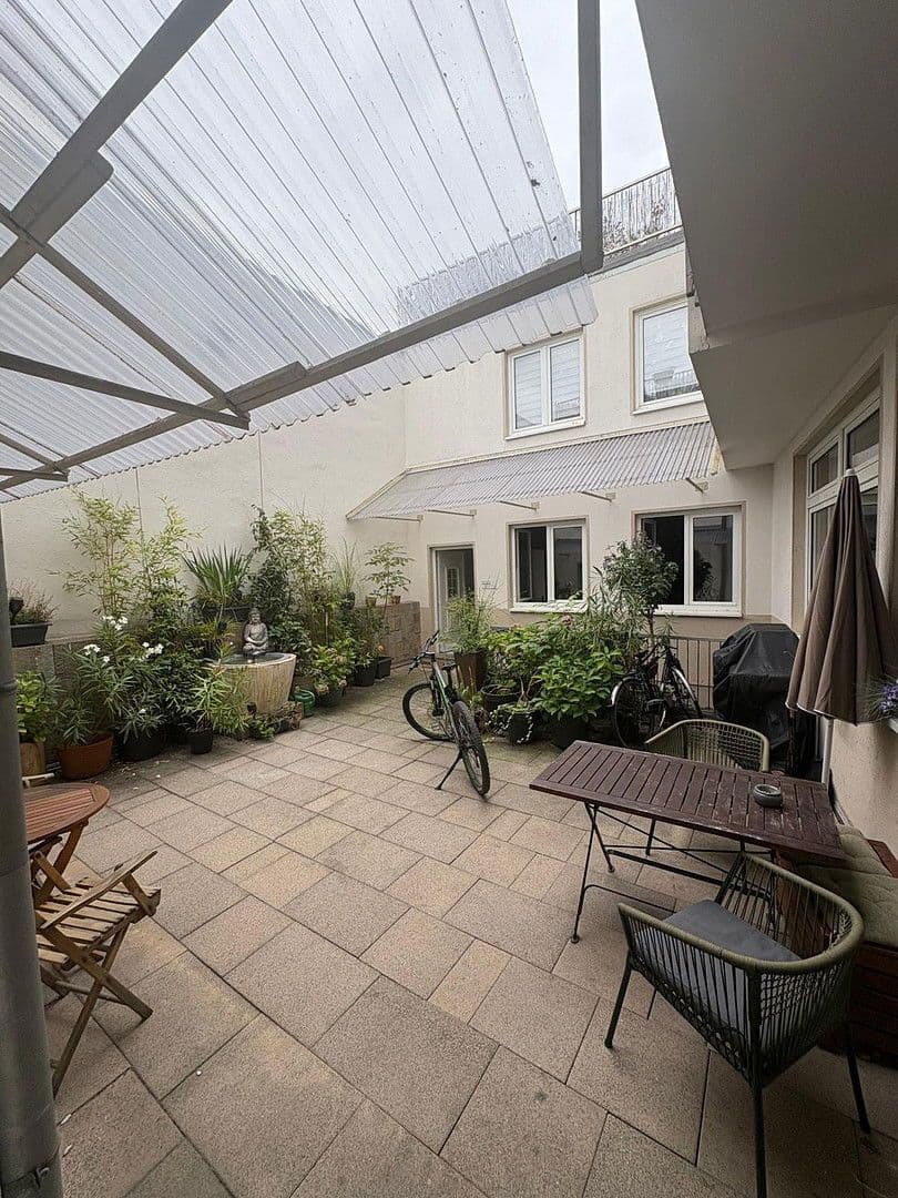 Prodej bytu 2+1 50 m², Follerstraße, 100 A, Köln, Severní Porýní-Vestfálsko Prodej bytu 2+1 50 m², Follerstraße, 100 A, Köln, Severní Porýní-Vestfálsko